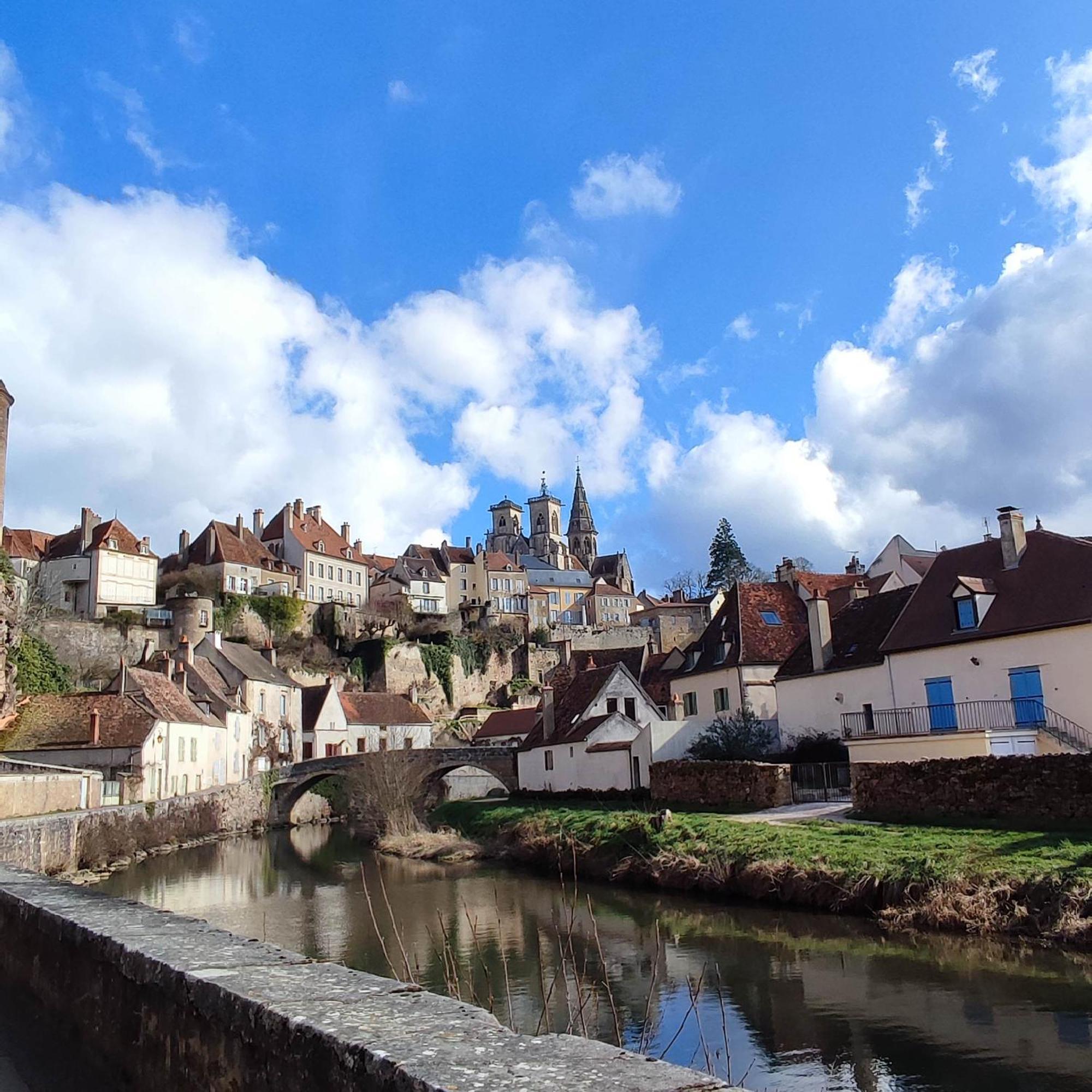 Apartmán Locn'Roll Semur-en-Auxois Exteriér fotografie