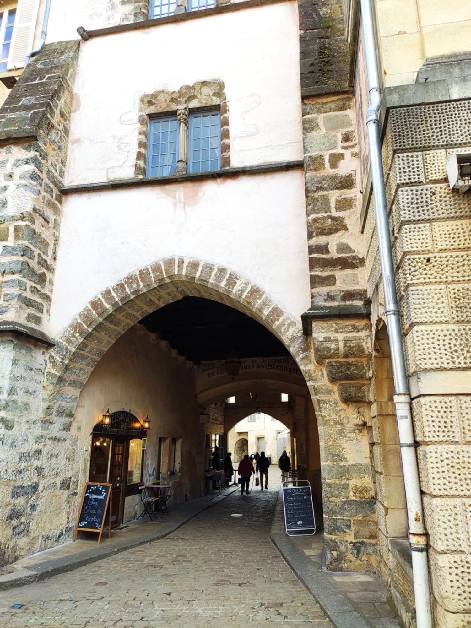 Apartmán Locn'Roll Semur-en-Auxois Exteriér fotografie
