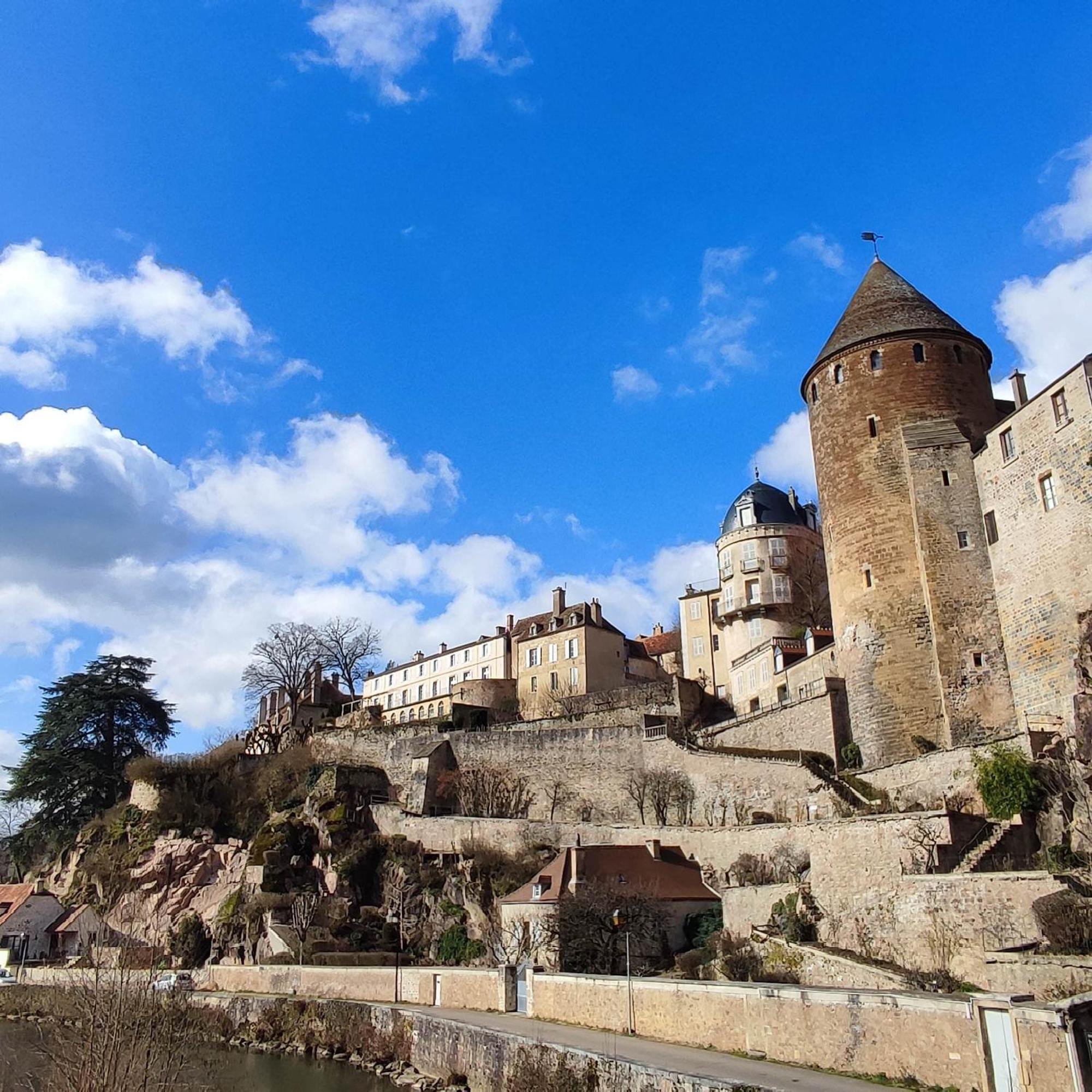 Apartmán Locn'Roll Semur-en-Auxois Exteriér fotografie